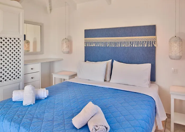 Ariadne Periyali Villa *